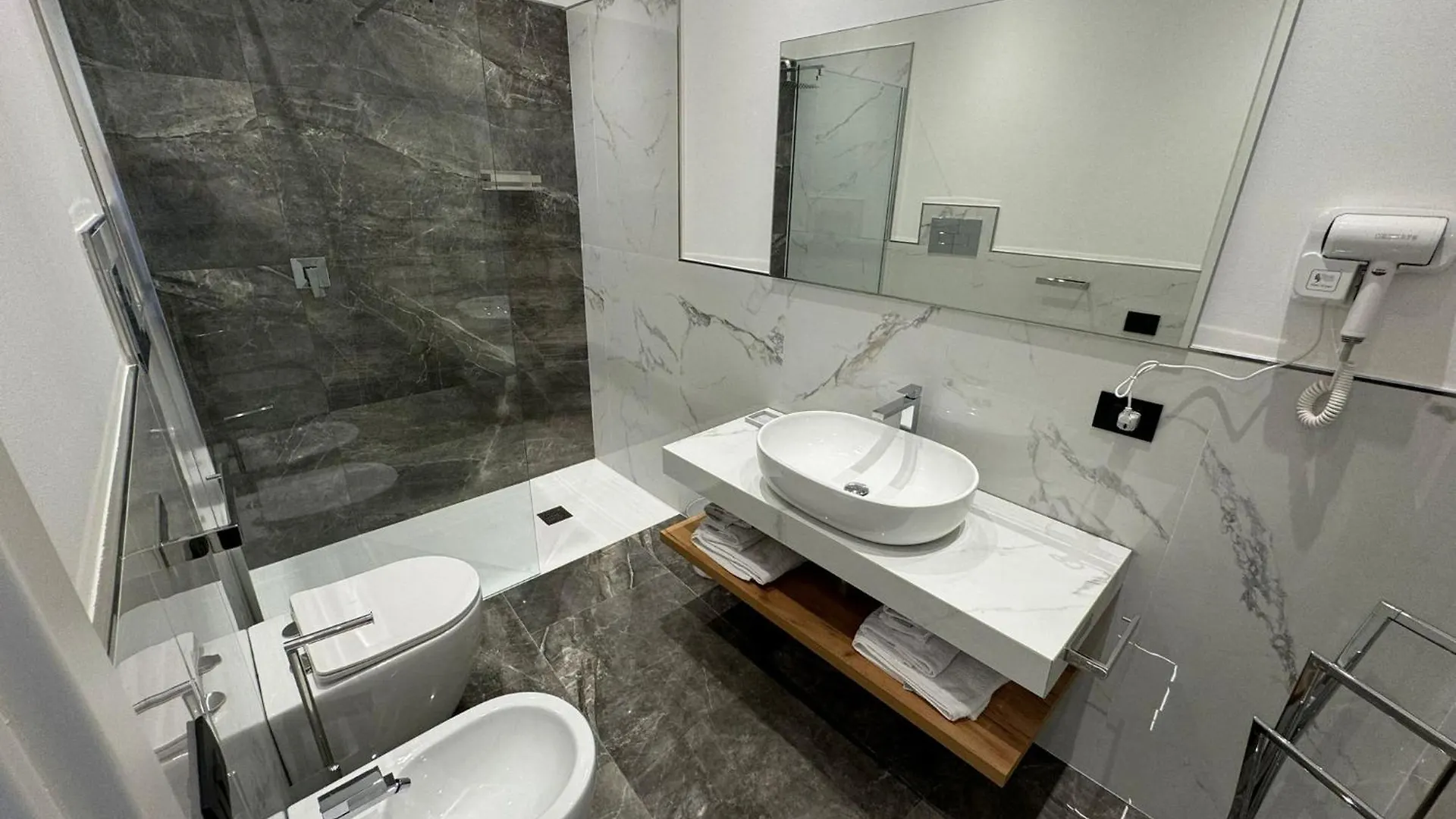 Gra' Suite Deluxe Terrasini Casa vacanze
