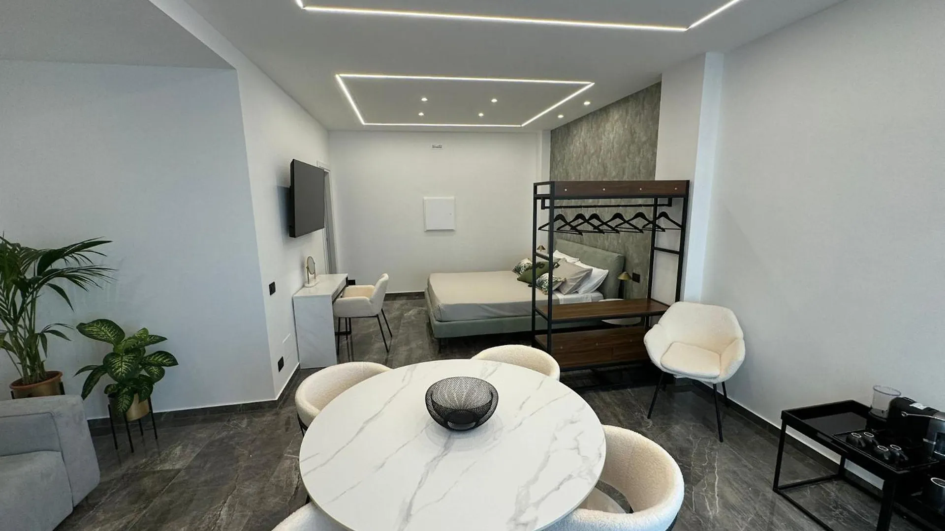 Gra' Suite Deluxe Terrasini 0*,